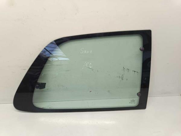 VITRE ARRIERE DROIT CITROEN SAXO - Vue 2